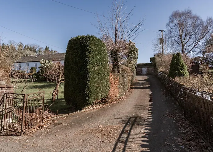 Rosebank Cottage - Hot Tub & Log Stove
