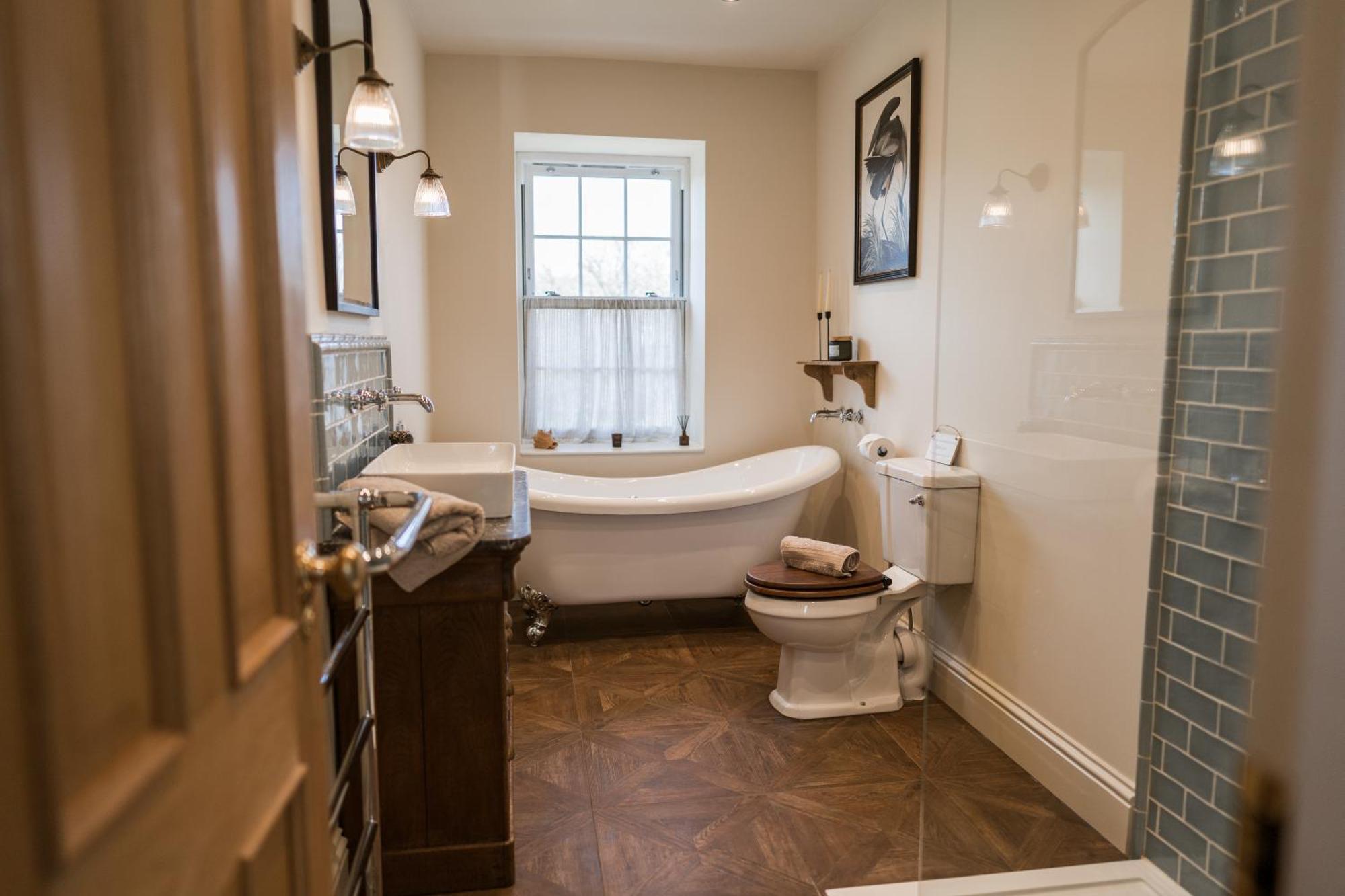 Rosebank - Hot Tub & Log Stove